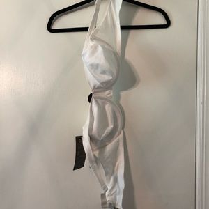 Bra- white-44C- Avenue Body-new